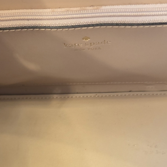 Kate Spade Elegant Black And Gold Purse - Picture 5 of 8